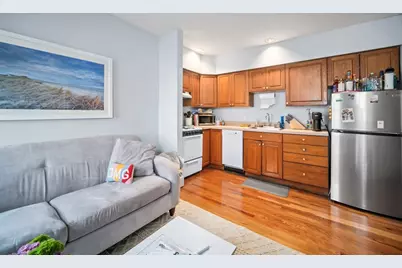 163 W 2nd St. #2, Boston, MA 02127 - Photo 3
