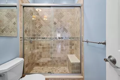 591 E 3rd St #1, Boston, MA 02127 - Photo 19
