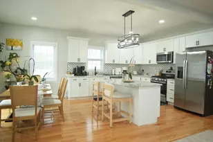 9 Hall St, Webster, MA 01570 - Photo 5