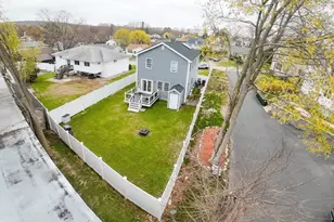9 Hall St, Webster, MA 01570 - Photo 35
