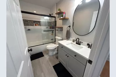 9 Hall St, Webster, MA 01570 - Photo 17