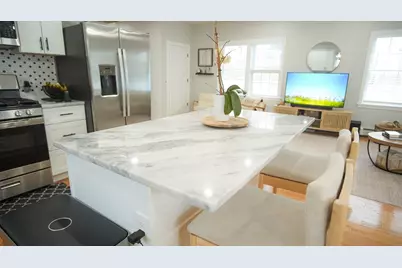 9 Hall St, Webster, MA 01570 - Photo 3