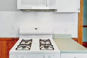 8 Wyvern St, Boston, MA 02131 - Photo 5