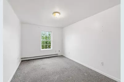 17 Bigelow St, Worcester, MA 01610 - Photo 11