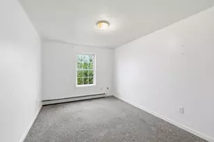 17 Bigelow St, Worcester, MA 01610 - Photo 11