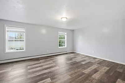 17 Bigelow St, Worcester, MA 01610 - Photo 7