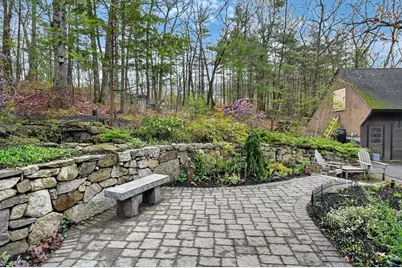 10 Davis Rd, Tyngsborough, MA 01879 - Photo 33