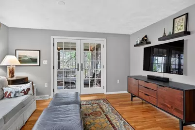 10 Davis Rd, Tyngsborough, MA 01879 - Photo 15