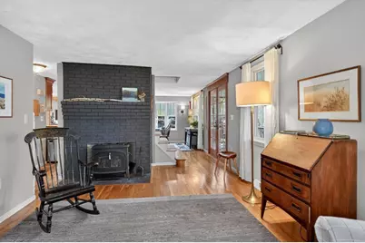 10 Davis Rd, Tyngsborough, MA 01879 - Photo 17