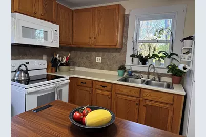 17 King Ave, Monson, MA 01057 - Photo 9