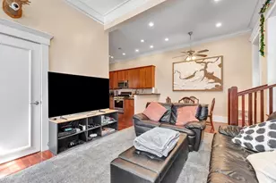 253 E St, Boston, MA 02127 - Photo 9