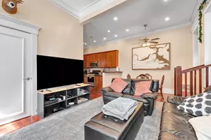 253 E St, Boston, MA 02127 - Photo 9