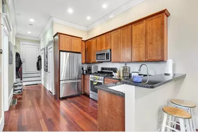 253 E St #1, Boston, MA 02127 - Photo 5