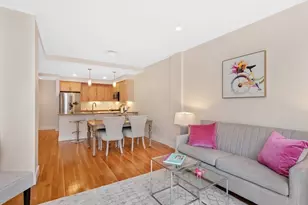 321 Hammond Pond Pkwy, Braintree, MA 02467 - Photo 17
