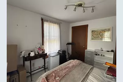 15 Clinton St #1, Newton, MA 02458 - Photo 15