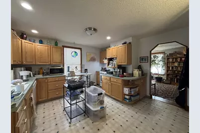 15 Clinton St #1, Newton, MA 02458 - Photo 7