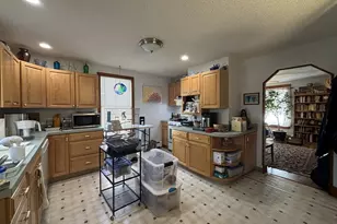 15 Clinton St, Newton, MA 02458 - Photo 7
