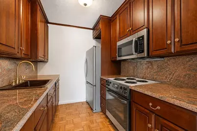 566 Commonwealth #801, Boston, MA 02215 - Photo 9