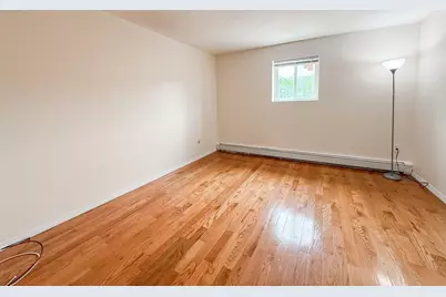 28 Westgate Rd #5, Boston, MA 02467 - Photo 7