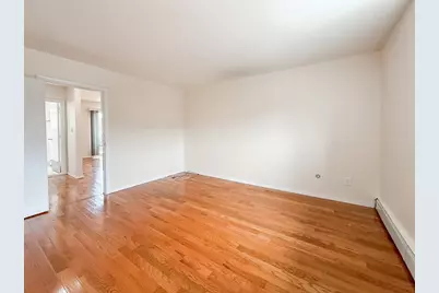 28 Westgate Rd #5, Boston, MA 02467 - Photo 9