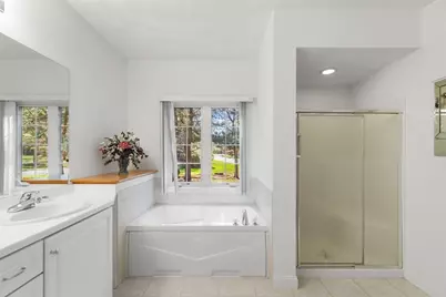 91 Emerald Ct #91, Tewksbury, MA 01876 - Photo 23