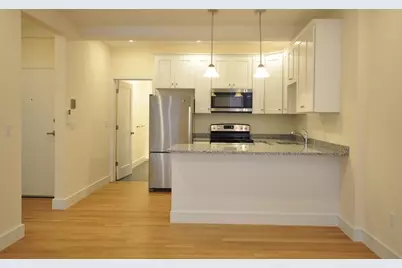 877 Beacon St #2, Boston, MA 02215 - Photo 3