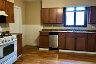 55 Brown St, Waltham, MA 02453 - Photo 5