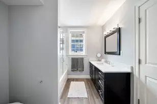 25 Clyde St, Somerville, MA 02145 - Photo 11