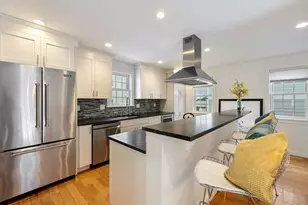 25 Clyde St, Somerville, MA 02145 - Photo 5