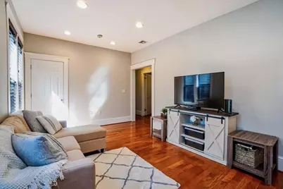 7 Treadway Rd #1, Boston, MA 02125 - Photo 11