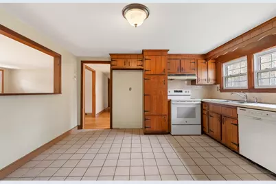 118 County St, Lakeville, MA 02347 - Photo 9