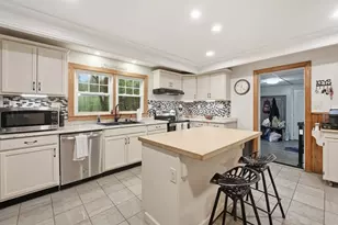 223 S Barre Rd, Barre, MA 01005 - Photo 3
