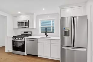 79 2nd St, Medford, MA 02155 - Photo 3