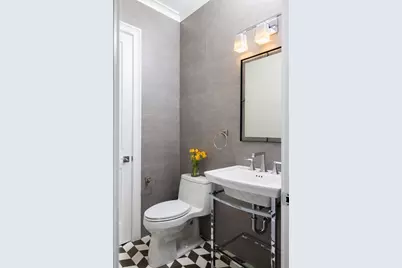 131 St Botolph St #A, Boston, MA 02116 - Photo 9