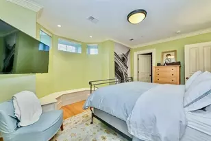 61 M, Boston, MA 02127 - Photo 13