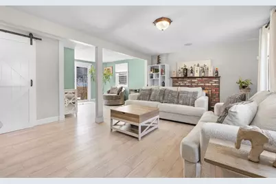 185 Eighteenth St, Lowell, MA 01850 - Photo 13