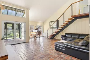 40 Kennel Hill Dr, Beverly, MA 01915 - Photo 3