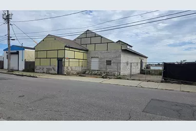 1510 Padanaram Ave, New Bedford, MA 02740 - Photo 5