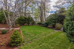 44 Russell St, Plymouth, MA 02360 - Photo 9