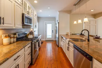 44 Russell St, Plymouth, MA 02360 - Photo 13