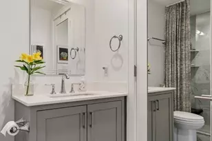 11 Exeter St, Boston, MA 02116 - Photo 5