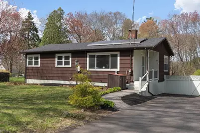 21 Warren Rd, Upton, MA 01568 - Photo 5