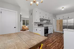 21 Warren Rd, Upton, MA 01568 - Photo 19
