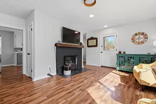 21 Warren Rd, Upton, MA 01568 - Photo 15