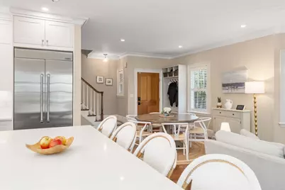 6 Woods Place, Boston, MA 02129 - Photo 5