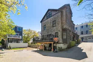 6 Woods Pl, Boston, MA 02129 - Photo 35