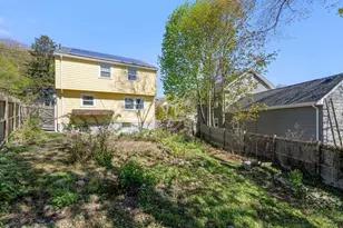 392 Poplar St, Boston, MA 02131 - Photo 33