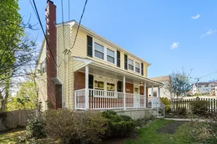 392 Poplar St, Boston, MA 02131 - Photo 1