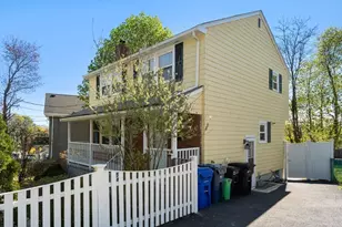 392 Poplar St, Boston, MA 02131 - Photo 3