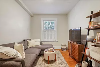 130 Myrtle St #2, Boston, MA 02114 - Photo 1